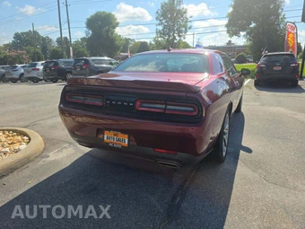 2020 Dodge Challenger SXT - miniatura 3