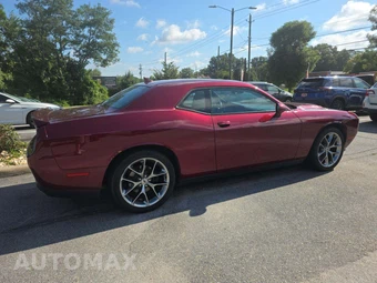 2020 Dodge Challenger SXT - miniatura 4