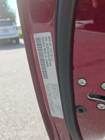 2020 Dodge Challenger SXT - miniatura 5