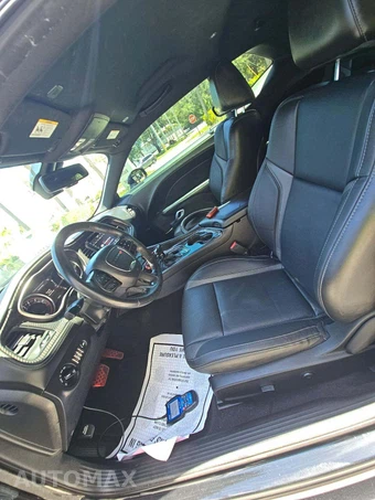 2020 Dodge Challenger SXT - miniatura 3