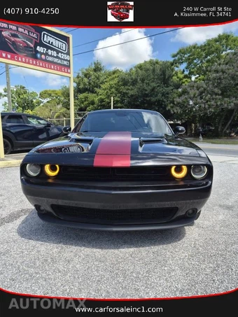 2020 Dodge Challenger SXT – miniatura 2