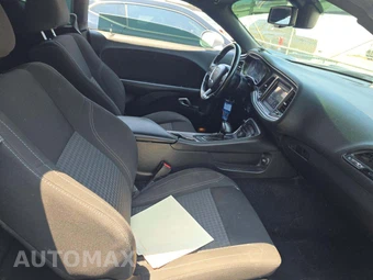 2020 Dodge Challenger SXT - miniatura 18