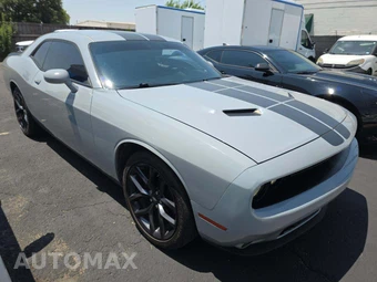 2020 Dodge Challenger SXT - miniatura 4