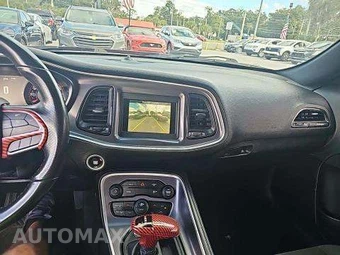 2020 Dodge Challenger SXT – miniatura 11