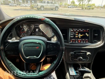 2020 Dodge Charger Scat Pack - miniatura 3