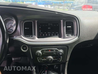2020 Dodge Charger SXT – miniatura 10