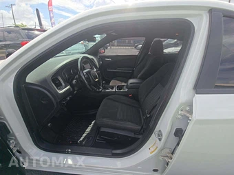 2020 Dodge Charger SXT – miniatura 6