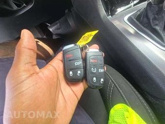 2020 Dodge Charger SXT – miniatura 8