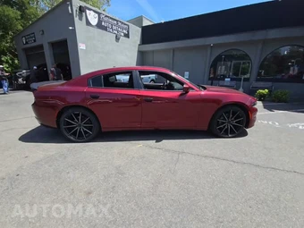2020 Dodge Charger SXT – miniatura 5