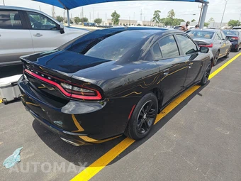 2020 Dodge Charger SXT – miniatura 4