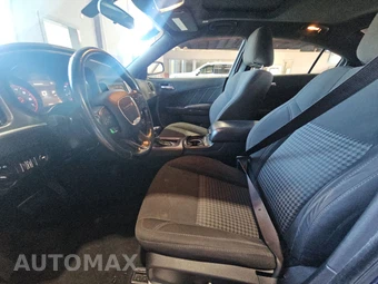 2020 Dodge Charger SXT – miniatura 7