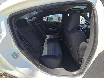 2020 Dodge Charger SXT – miniatura 17