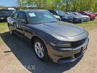2020 Dodge Charger SXT – miniatura 3