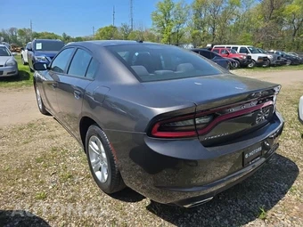 2020 Dodge Charger SXT – miniatura 6