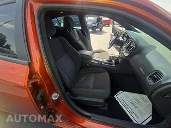 2020 Dodge Charger SXT – miniatura 15