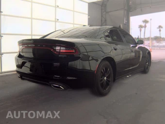 2020 Dodge Charger SXT – miniatura 4