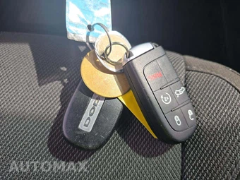 2020 Dodge Charger SXT - miniatura 8
