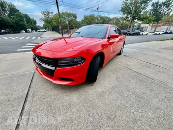 2020 Dodge Charger SXT - miniatura 3