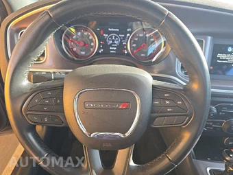2020 Dodge Charger SXT – miniatura 10