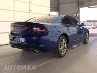 2020 Dodge Charger SXT – miniatura 4