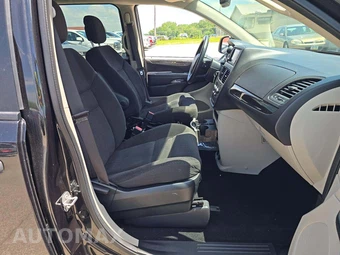 2020 Dodge Grand Caravan SE 121.2" WB - miniatura 16