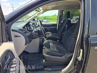 2020 Dodge Grand Caravan SE 121.2" WB - miniatura 3