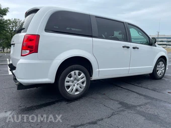 2020 Dodge Grand Caravan SE 121.2" WB - miniatura 6