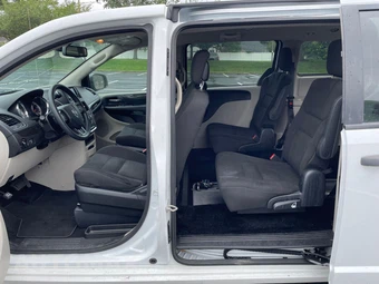2020 Dodge Grand Caravan SE 121.2" WB - miniatura 9
