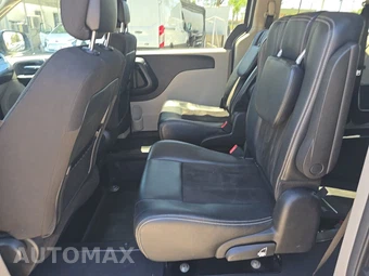 2020 Dodge Grand Caravan SE 121.2" WB - miniatura 13