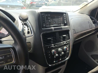2020 Dodge Grand Caravan SE 121.2" WB - miniatura 11