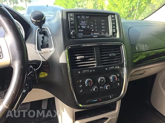 2020 Dodge Grand Caravan SE 121.2" WB - miniatura 11