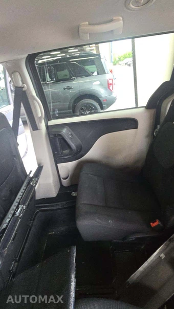 2020 Dodge Grand Caravan SE 121.2" WB - miniatura 22