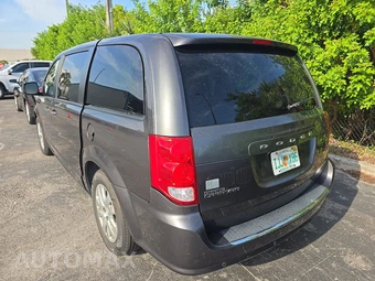 2020 Dodge Grand Caravan SE 121.2" WB - miniatura 6