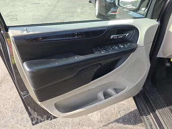 2020 Dodge Grand Caravan SE 121.2" WB - miniatura 9