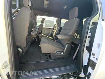 2020 Dodge Grand Caravan SE Plus 121.2" WB - miniatura 13