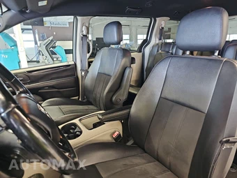 2020 Dodge Grand Caravan SXT 121.2" WB - miniatura 7