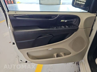 2020 Dodge Grand Caravan SXT 121.2" WB - miniatura 9