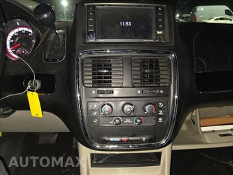 2020 Dodge Grand Caravan SXT 121.2" WB – miniatura 11