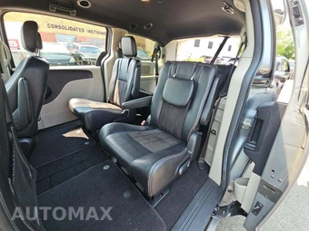 2020 Dodge Grand Caravan SXT 121.2" WB - miniatura 13