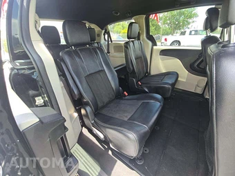 2020 Dodge Grand Caravan SXT 121.2" WB - miniatura 14