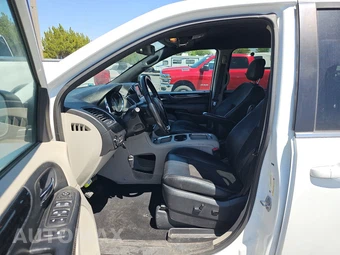 2020 Dodge Grand Caravan SXT 121.2" WB - miniatura 7