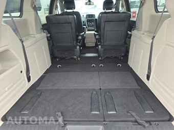 2020 Dodge Grand Caravan SXT 121.2" WB - miniatura 16