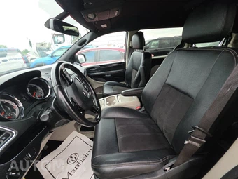2020 Dodge Grand Caravan SXT 121.2" WB - miniatura 7