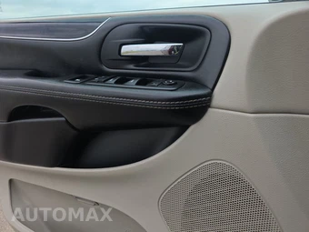 2020 Dodge Grand Caravan SXT 121.2" WB - miniatura 9