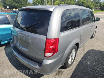 2020 Dodge Grand Caravan SXT 121.2" WB - miniatura 3