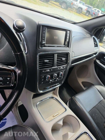 2020 Dodge Grand Caravan SXT 121.2" WB - miniatura 10