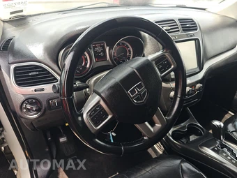 2020 Dodge Journey Crossroad - miniatura 10