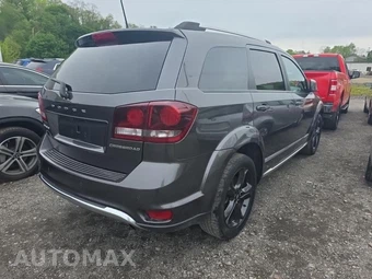 2020 Dodge Journey Crossroad – miniatura 4