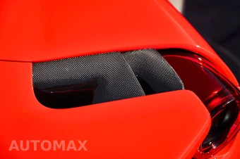 2020 Ferrari 488 Pista Coupe - miniatura 16