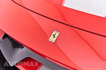 2020 Ferrari 488 Pista Coupe - miniatura 28